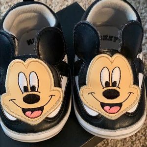 Mickey Mouse baby shoes